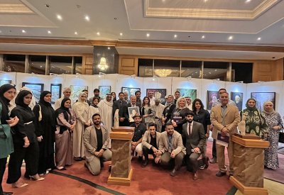 خليل المدهون لـ ”البلاد": المعرض الجماعي يحتضن جميع الأجيال