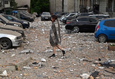 روسيا تبدأ إجلاء أطفال من مناطق حدودية أوكرانية تعرضت للقصف