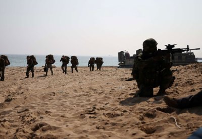 الجيش الكوري الجنوبي: إنتشال الصاروخ الفضائي الشمالي من البحر الغربي