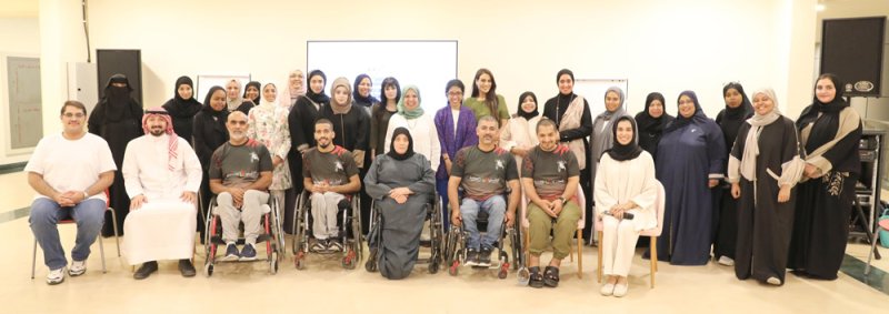 الجودر تؤكد على أهمية ممارسة الرياضة في المنزل