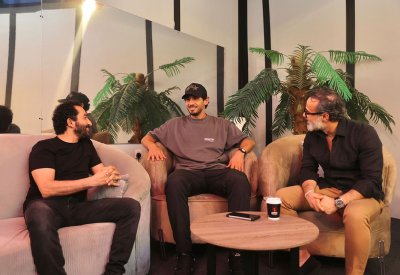 بيومي فؤاد وأحمد حجازي يشاركان "حلمي" نجاح "ميمو"