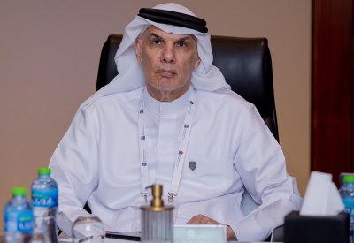 محمد حسين مراقبًا لمباراة الكويت ونواذيبو