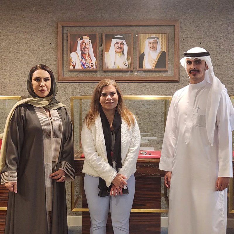 وفد من "الإنماء والتطوير" يبحث سبل التعاون مع معهد البحرين للؤلؤ والاحجار الكريمة  (دانات)