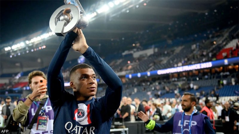 "كلمات مبابي" تنهي أحلام ريال مدريد