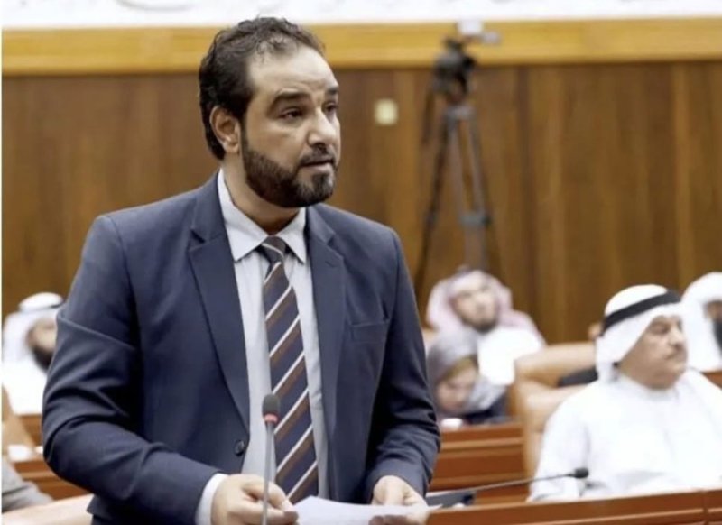 العسبول يشيد باعتماد "التربية" المعدل التراكمي معياراً للتنافس على البعثات