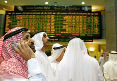 ارتفاع أسعار النفط يصعد بمعظم مؤشرات أسواق الخليج