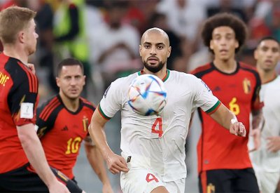 مانشستر يونايتد ينافس برشلونة على المغربي أمرابط