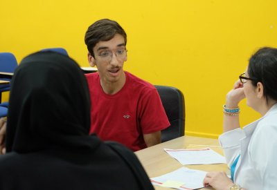 إجراء الفحوصات الطبية للاعبي الاولمبياد الخاص البحريني