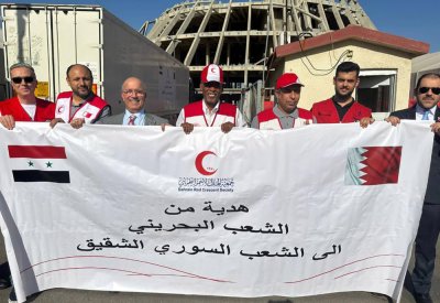 الهلال الأحمر البحريني يسلم المساعدات الإغاثية لنظيره السوري