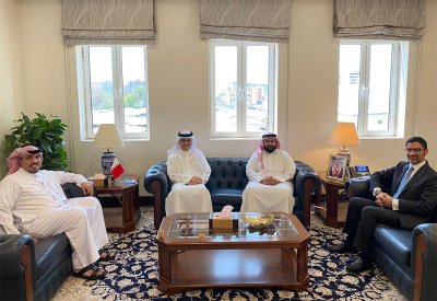 وزير شؤون البلديات والزراعة يستقبل النائب عبدالله الظاعن لبحث متطلبات أهالي عراد والحالتين