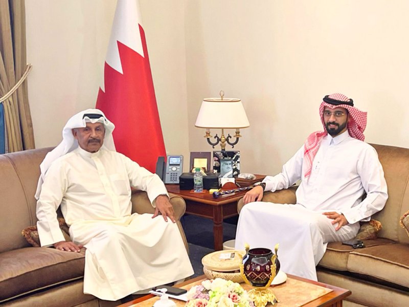 صالح بن هندي يستقبل النائب عبدالله الرميحي