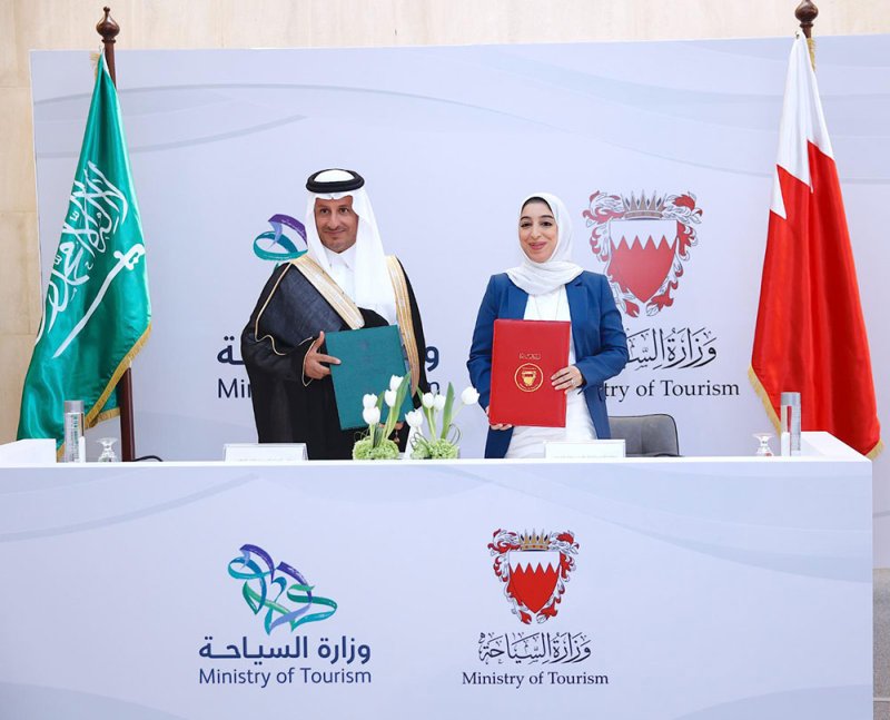 الترويج للبلدين كوجهة سياحية واحدة والاستثمار في التكنولوجيا وتطوير برامج تسويقية مشتركة