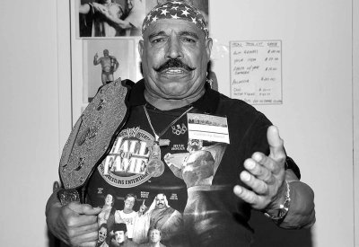 وفاة نجم المصارعة The Iron Sheik
