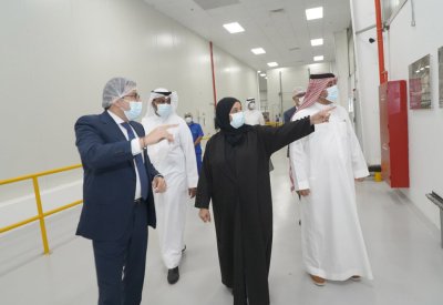 "برلمانية الأمن الغذائي" تزور شركتي دلمون والعامة للدواجن