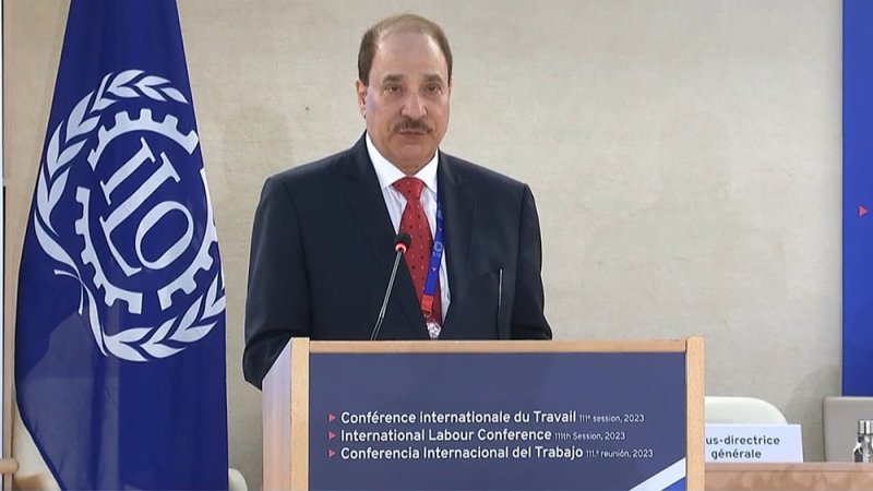 وزير العمل: البحرين تفخر بتعزيز التعاون بين أطراف الإنتاج
