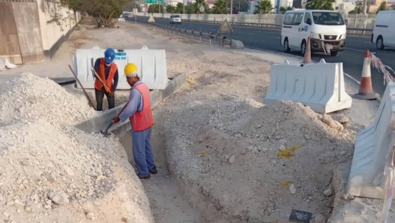 40% نسبة الإنجاز بمشروع مسار التباطىء على شارع "الميثاق"