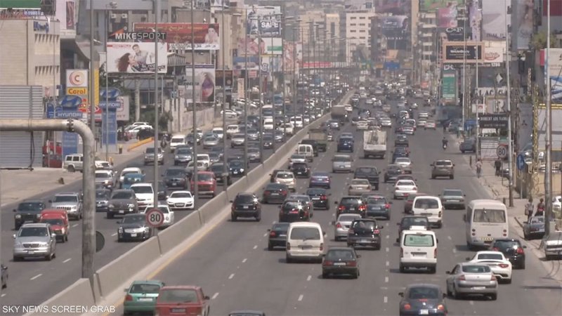 لبنان.. قطاع السيارات المستوردة يتجه للاندثار