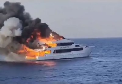 سيدة ورجلان.. هوية البريطانيين المفقودين بحريق مركب البحر الأحمر بمصر