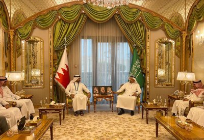 وزير الصناعة والتجارة يلتقي وزير الاستثمار بالمملكة العربية السعودية