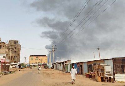مبادرة "الأعلام البيضاء".. سودانيون يخوضون حملة لوقف الحرب