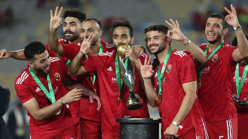 4 ملاعب احتفل فيها الأهلي بالمجد الكروي الإفريقي خارج أرضه