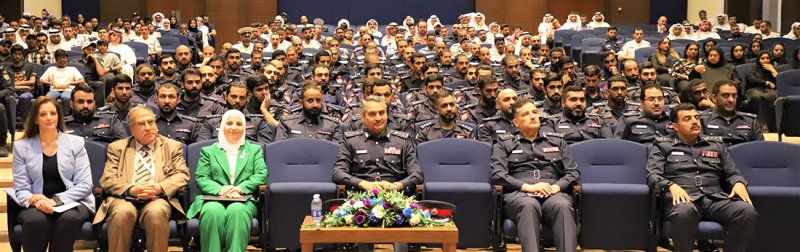 آمر الأكاديمية الملكية للشرطة يشهد فعالية توعوية بمناسبة اليوم العالمي للإقلاع عن التدخين