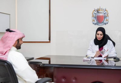 لجنة تعزيز الصحة بإدارة الشؤون الصحية والاجتماعية تنظم حملة توعوية لمنتسبيها بمناسبة قرب موسم الحج