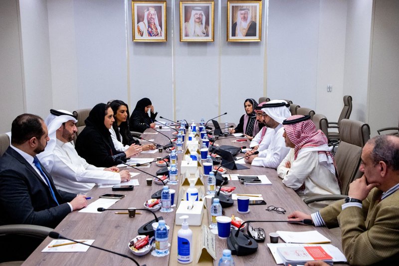 برلمانية التحقيق في تدني المستوى المعيشي تلتقي بممثلين عن وزارة الإسكان لمناقشة خطة عملهم المشتركة