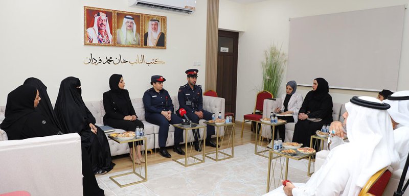 الإدارة العامة لتنفيذ الأحكام والعقوبات البديلة تنظم ندوة تعريفية حول برنامج السجون المفتوحة ومراحله لأهالي المحافظة الشمالية