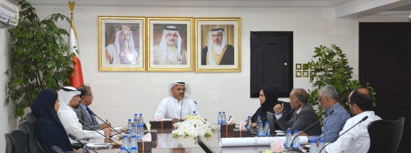 محافظ الشمالية يطلع على مراحل أعمال تطوير شارع الجنبية