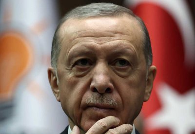 أردوغان يلمح إلى رفع معدلات الفائدة في تركيا
