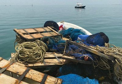 "خفر السواحل": ضبط 28 شبكة صيد من شباك الجر الممنوع استخدامها