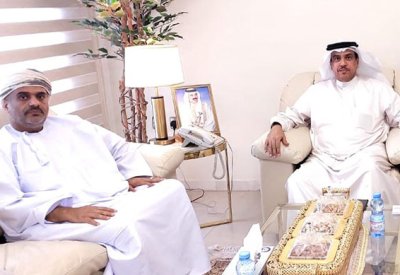 سفير البحرين لدى سلطنة عُمان يستقبل المدير العام بمكتب الهيئة الاستشارية للمجلس الأعلى لمجلس التعاون