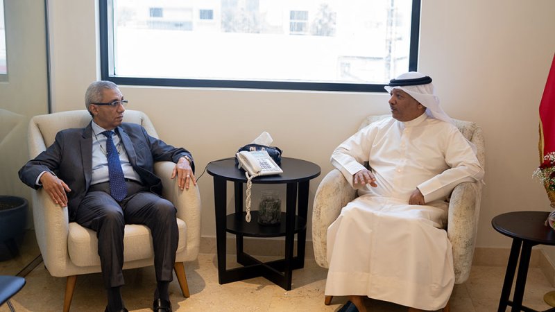 رئيس جمعية الكلمة الطيبة يستقبل السفير المصري بمملكة البحرين لبحث سبل التعاون المشترك