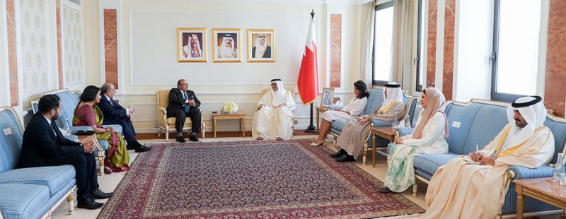 وزير الخارجية يستقبل سفير جمهورية الهند لدى مملكة البحرين بمناسبة انتهاء فترة عمله