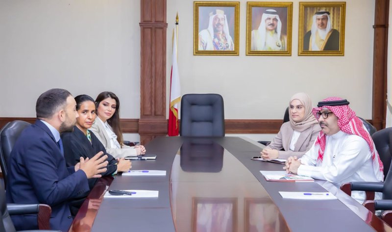 وزير التربية والتعليم يستقبل رئيس المؤسسة الملكية للإنقاذ والسلامة المائية