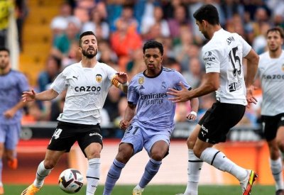 فالنسيا في بيان غاضب: لاعب الريال "كاذب"..وسنقاضيه