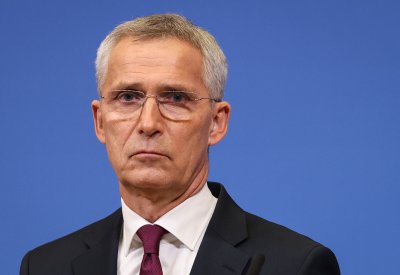 الأمين العام للناتو يرحب بجهود الوساطة الإفريقية في أوكرانيا