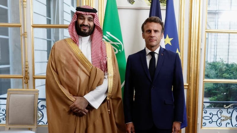 الأمير محمد بن سلمان يلتقي الرئيس ماكرون اليوم بالإليزيه