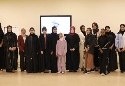 الروائية زينب سعيد تستعرض تجربتها في تأليف القصص