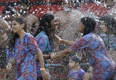 وفاة 54 شخصا بسبب موجة الحر في الهند