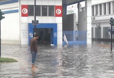 مصرع شخص وفقدان 25 جراء سيول وانهيارات أرضية في نيبال