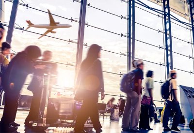 كيف تؤثر معدلات التضخم على خطط العطلات الصيفية؟