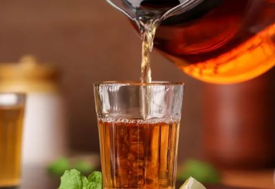 منها شرب الشاي الأخضر.. 8 عادات يابانية تمنحك الصحة