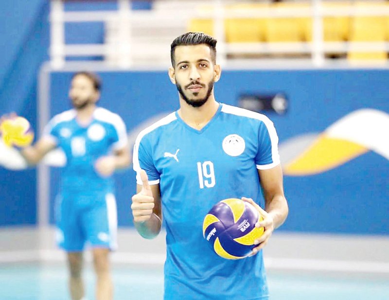 طائرة المحرق تضم أحمد عيسى قادمًا من النصر