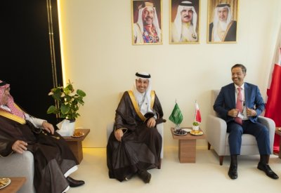 الكعبي يبحث مع رئيس "الطيران المدني" السعودي سبل تطوير العلاقات في المجال