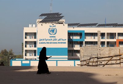 الأونروا تحذّر من انعكاسات شحّ التمويل على الخدمات الرئيسية لملايين اللاجئين