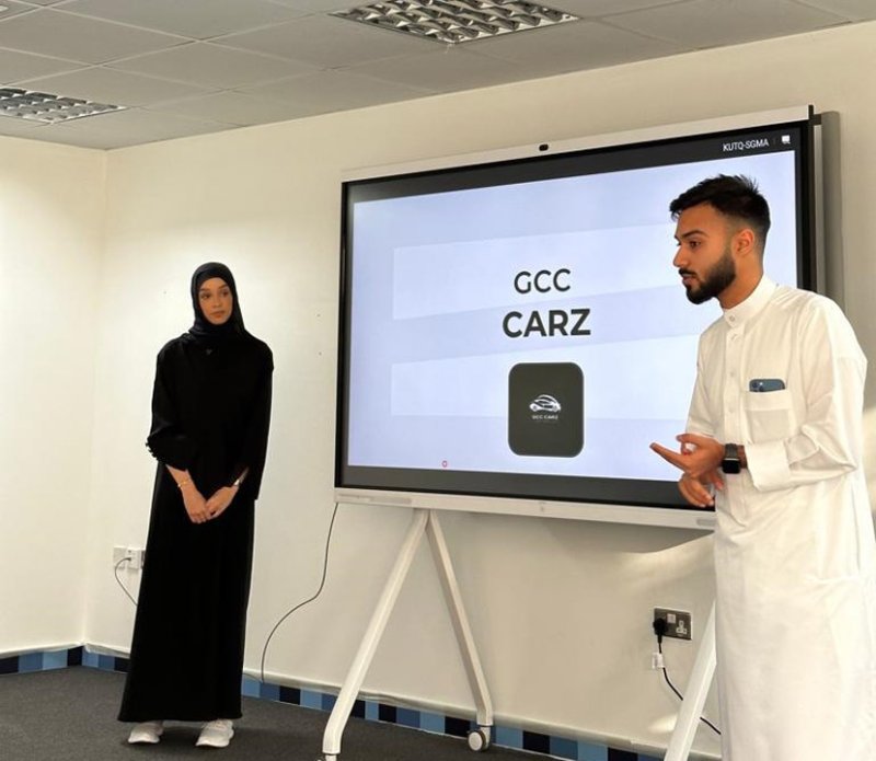 طلبة "ريادة الأعمال" بجامعة البحرين يثبتون جدارتهم في تحدي عرض الأفكار التجارية الجديدة