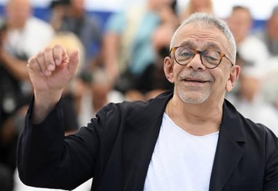  القاهرة السينمائي الدولي يمنح يسري نصر الله جائزة الهرم الذهبي التقديرية