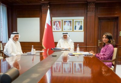 سعادة وزير الخارجية يترأس اجتماع مجلس أمناء أكاديمية محمد بن مبارك آل خليفة للدراسات الدبلوماسية